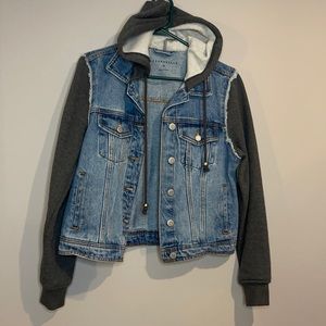 Jean jacket with cotton sleeves/hood